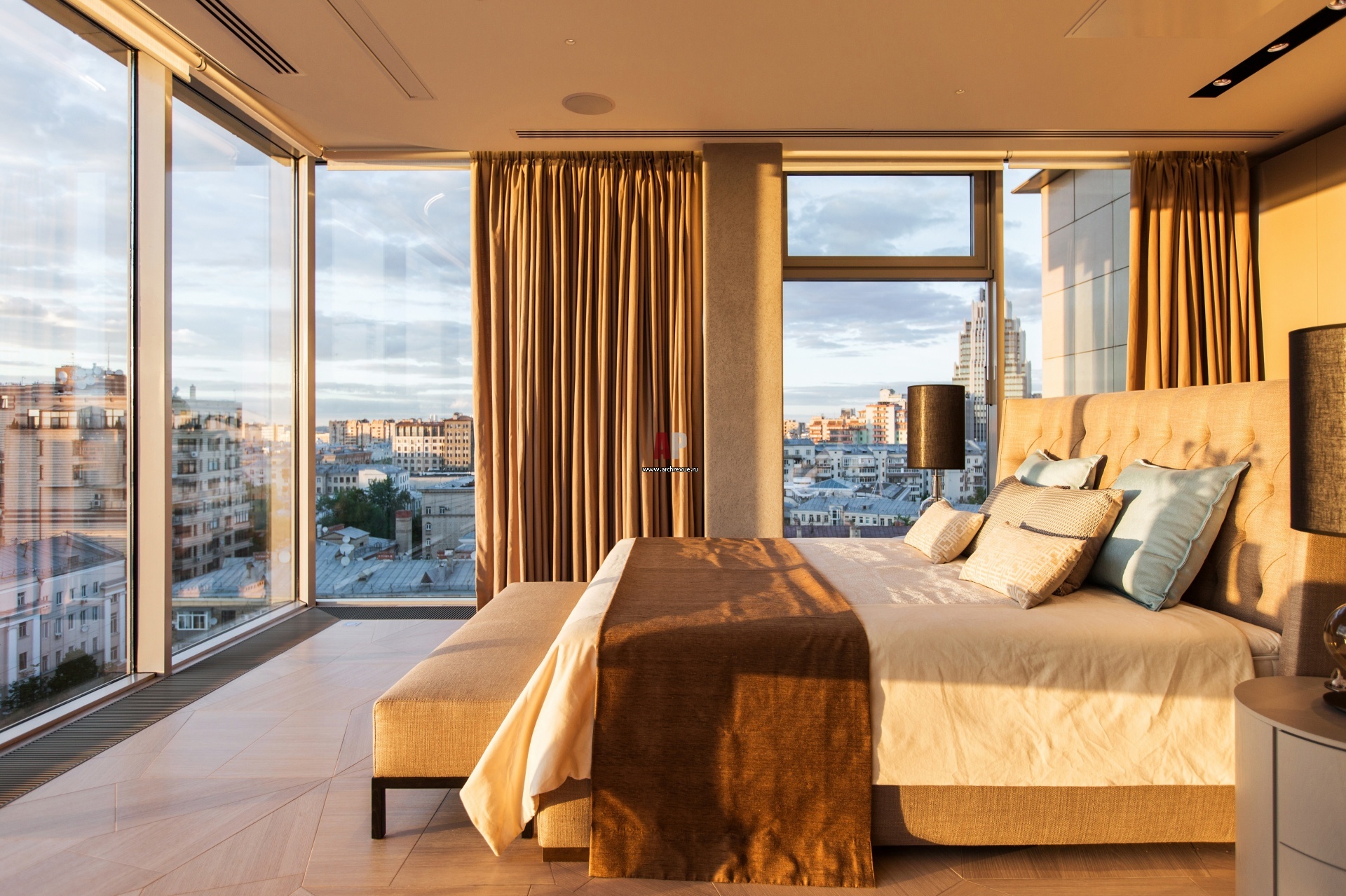 Закаты и МГУ: двухкомнатная квартира