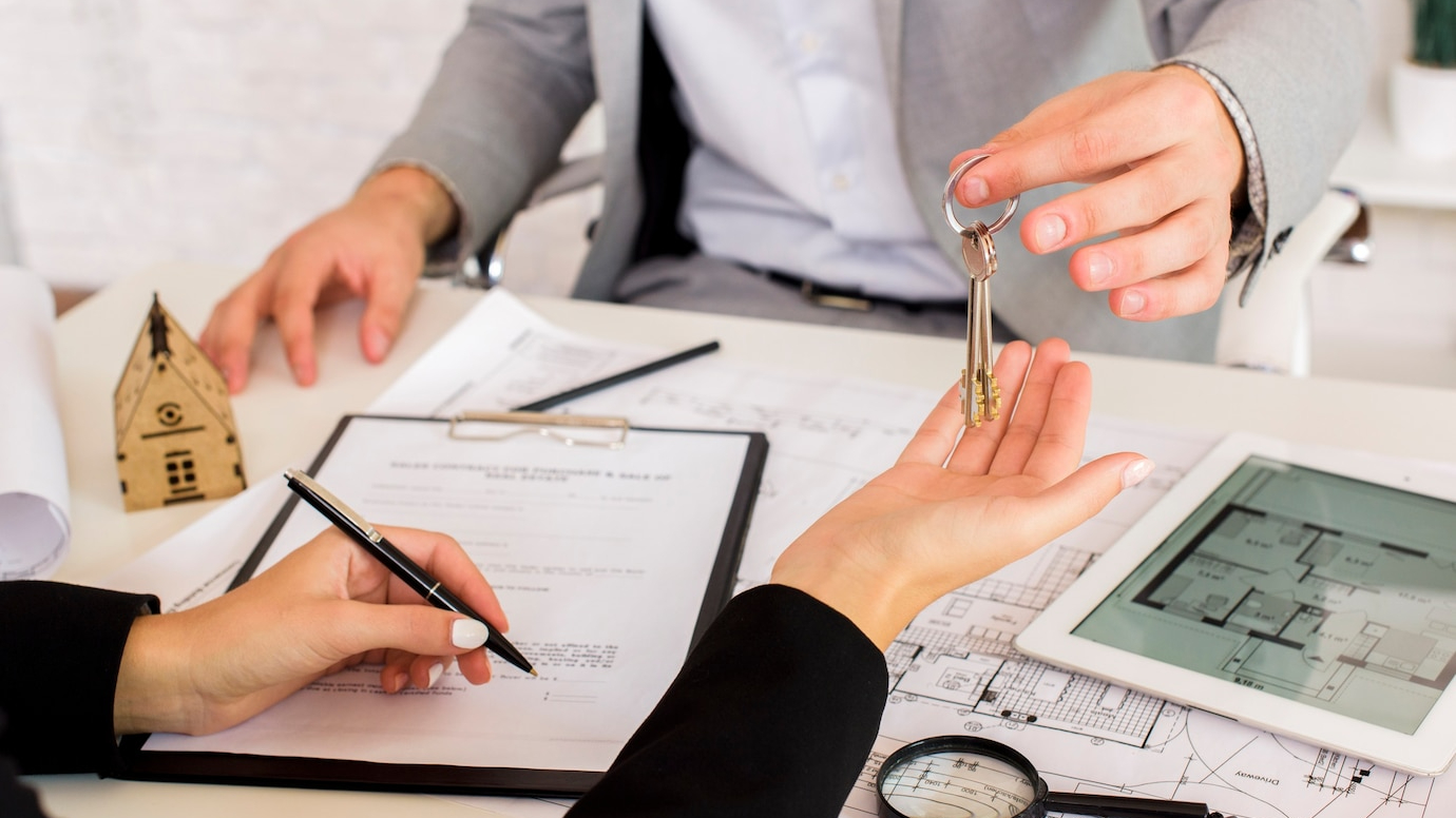 Мы приняли квартиру в Москве удаленно и вот как это работает в 2025 году