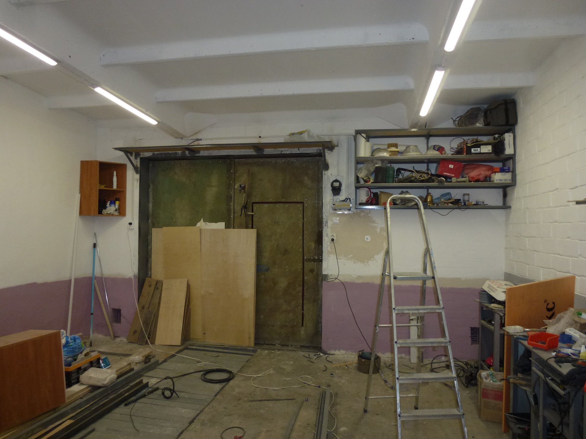 Как превратить старый гараж в доходную мастерскую и не разориться