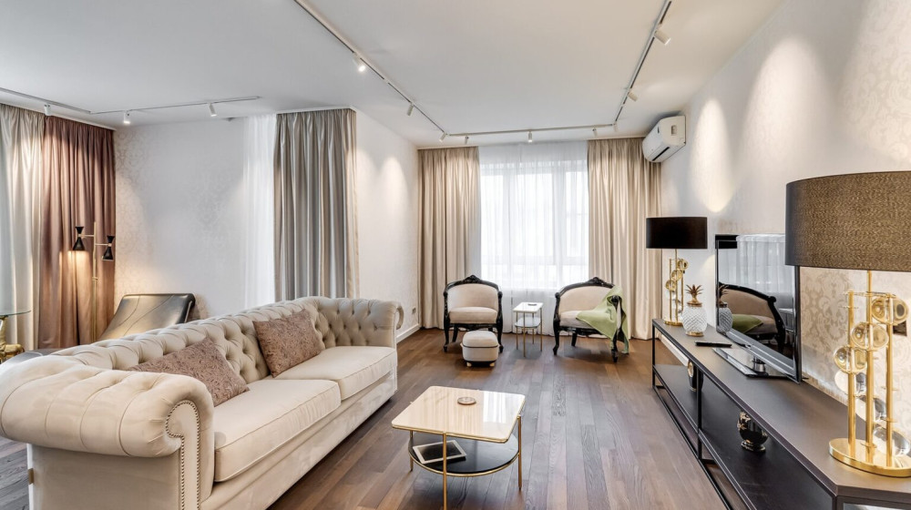 Как голубые и бежевые тона превращают квартиру в дорогой оазис без лишних затрат