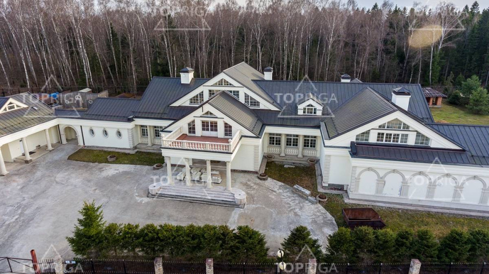 Как выглядит роскошный особняк экс-главы РЖД Владимира Якунина