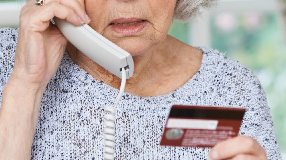 Как мошенники заставляют продать квартиру через мессенджер