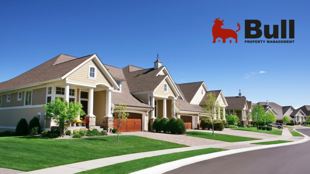 Дом в коттеджном поселке или самостоятельное строительство: что выбрать